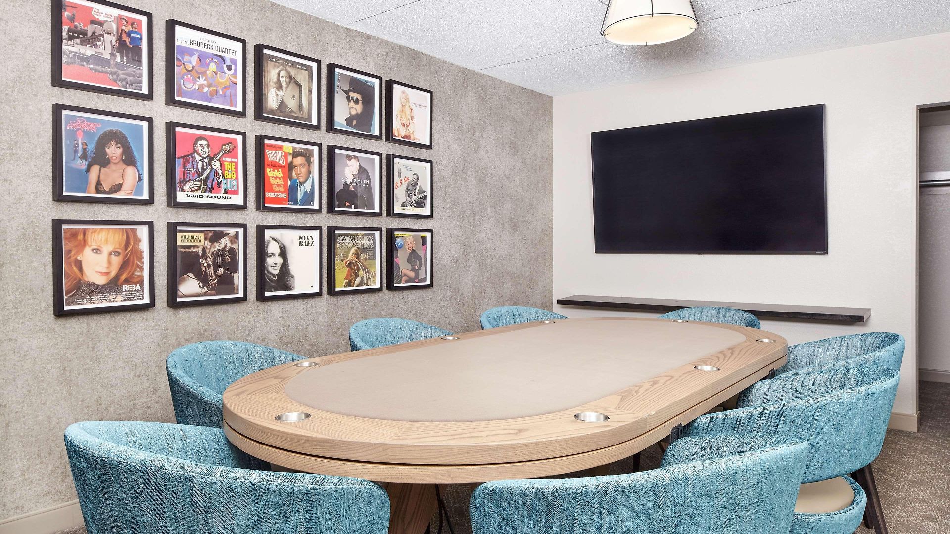 Hotel Doubletree By Hilton Airport