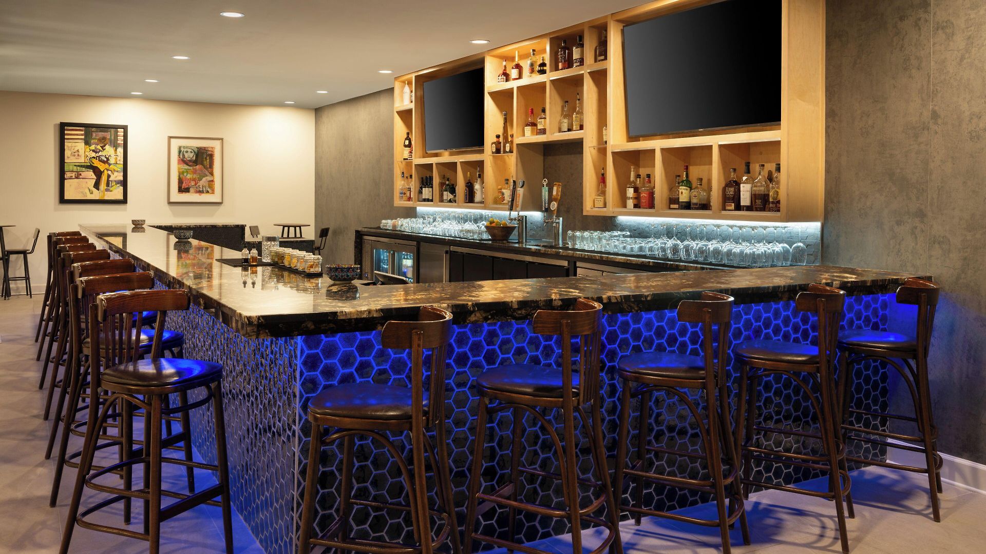 Delta By Marriott Airport 3*
