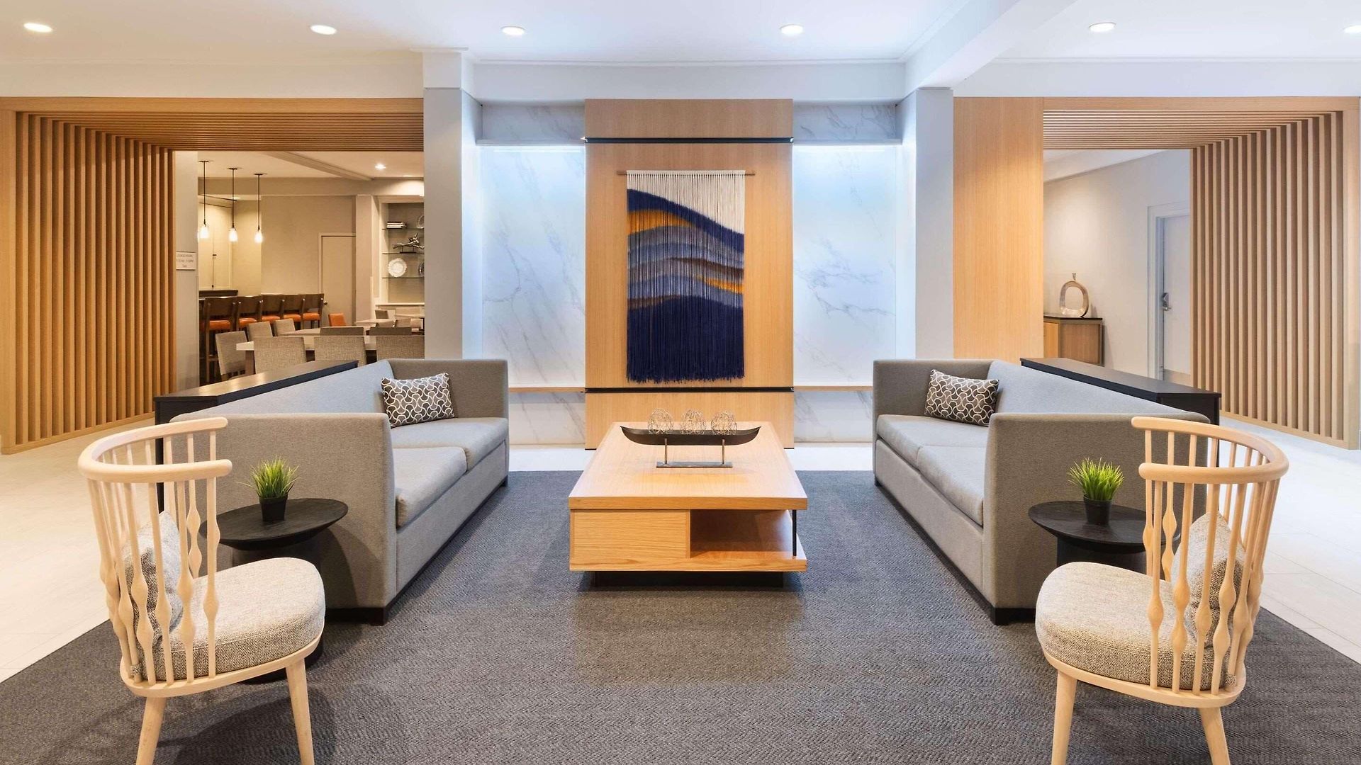 Radisson Airport Hotel 4*