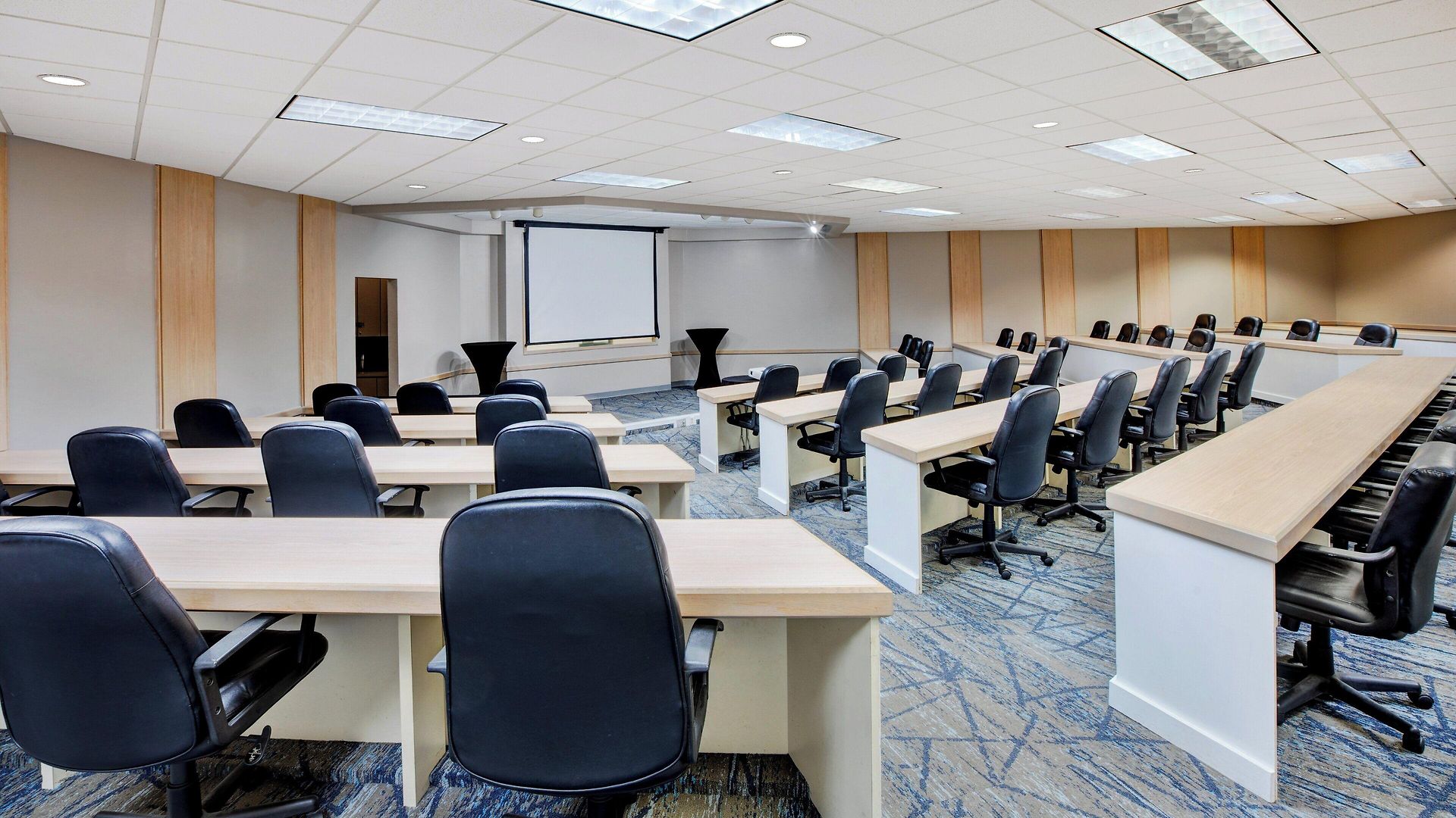 Express Nashville-downtown - Broadway By Ihg Hotel 3*