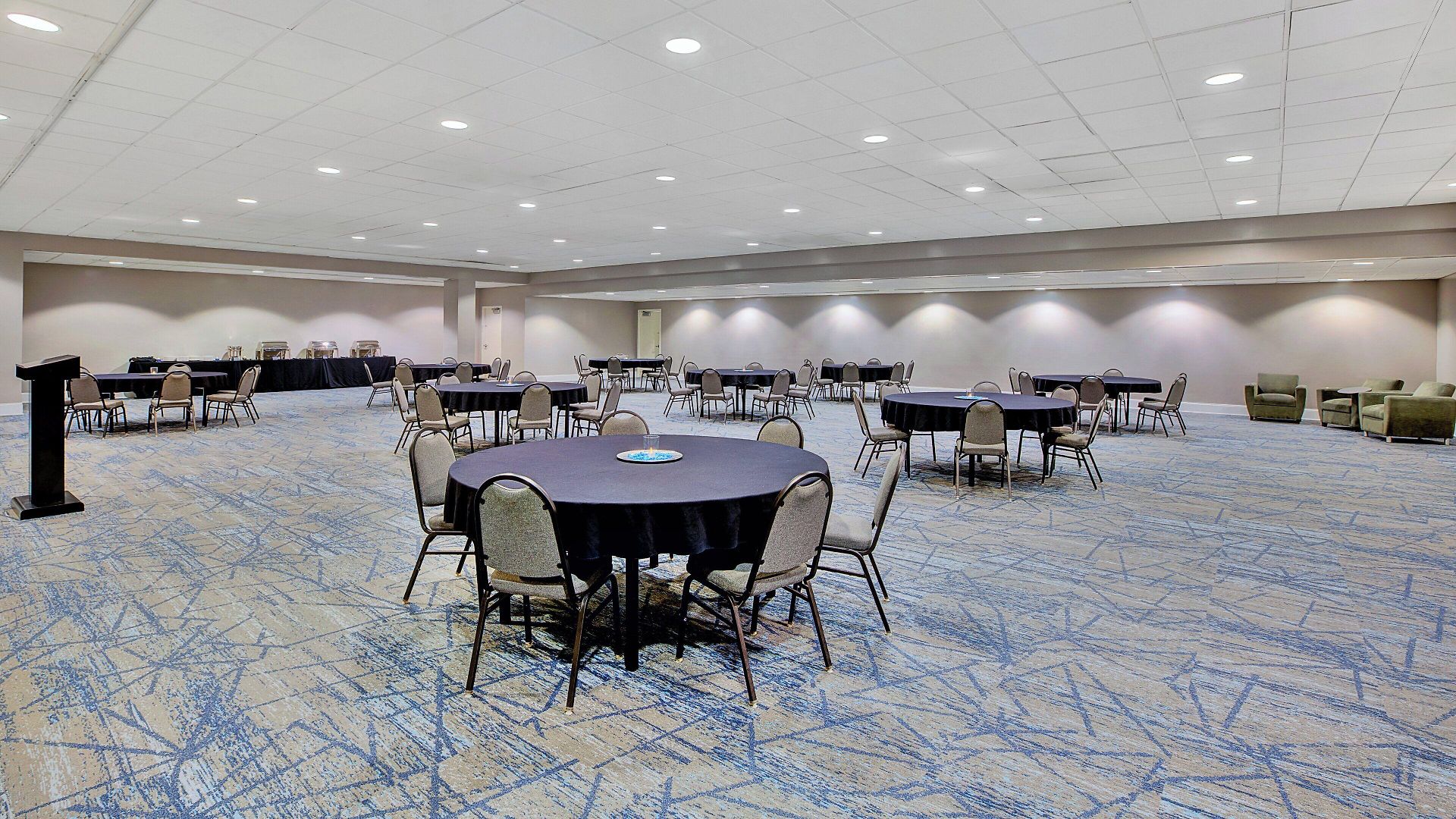 Express Nashville-downtown - Broadway By Ihg Hotel 3*