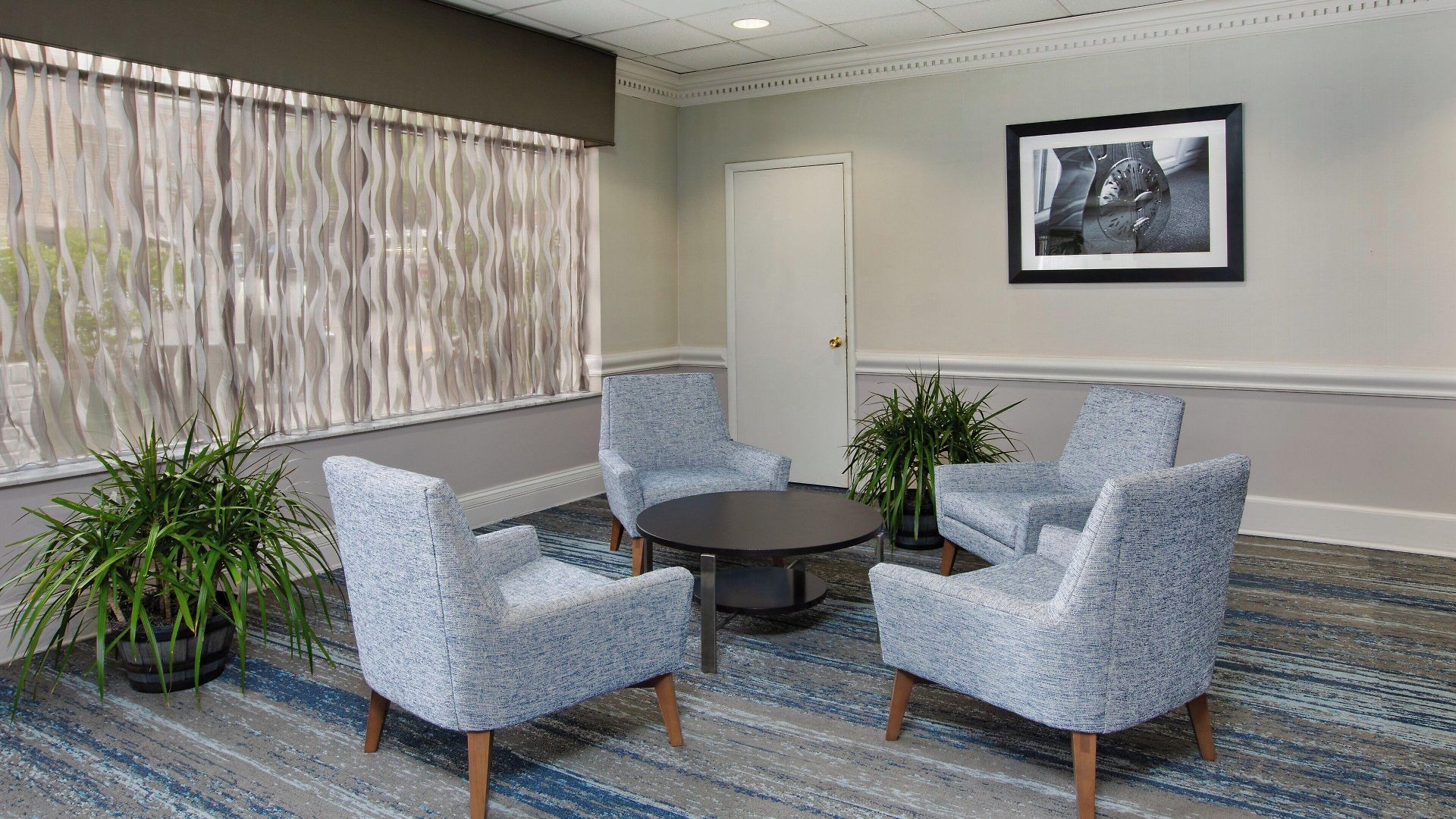 Hotel Express Nashville-downtown - Broadway By Ihg 3*