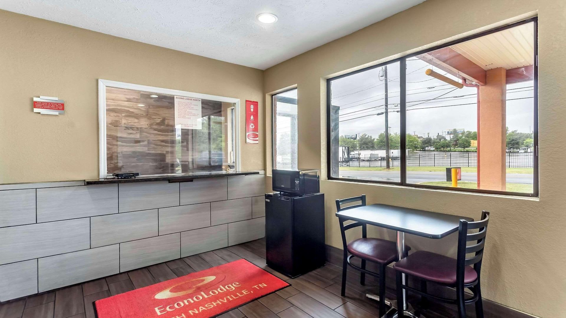 Econo North 3* Nashville
