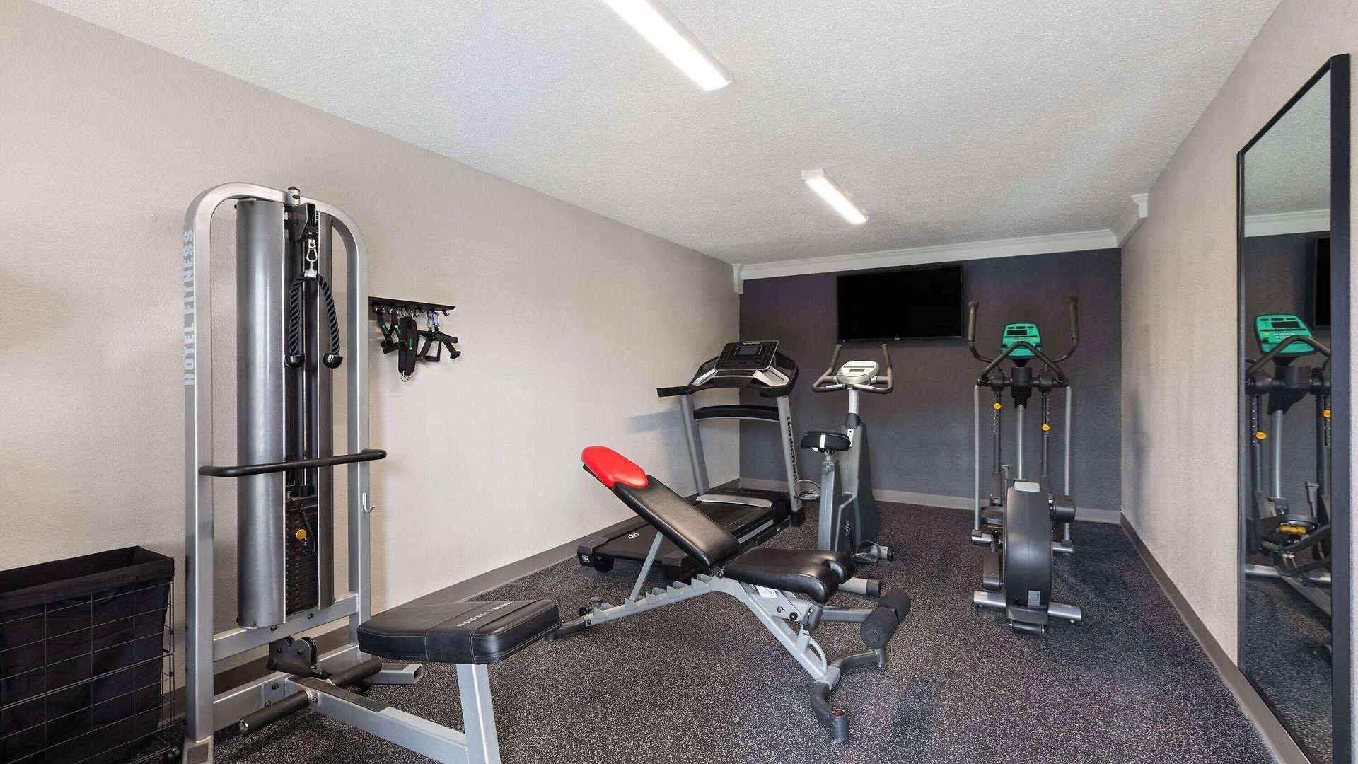 Hotel Baymont By Wyndham Airport Nashville