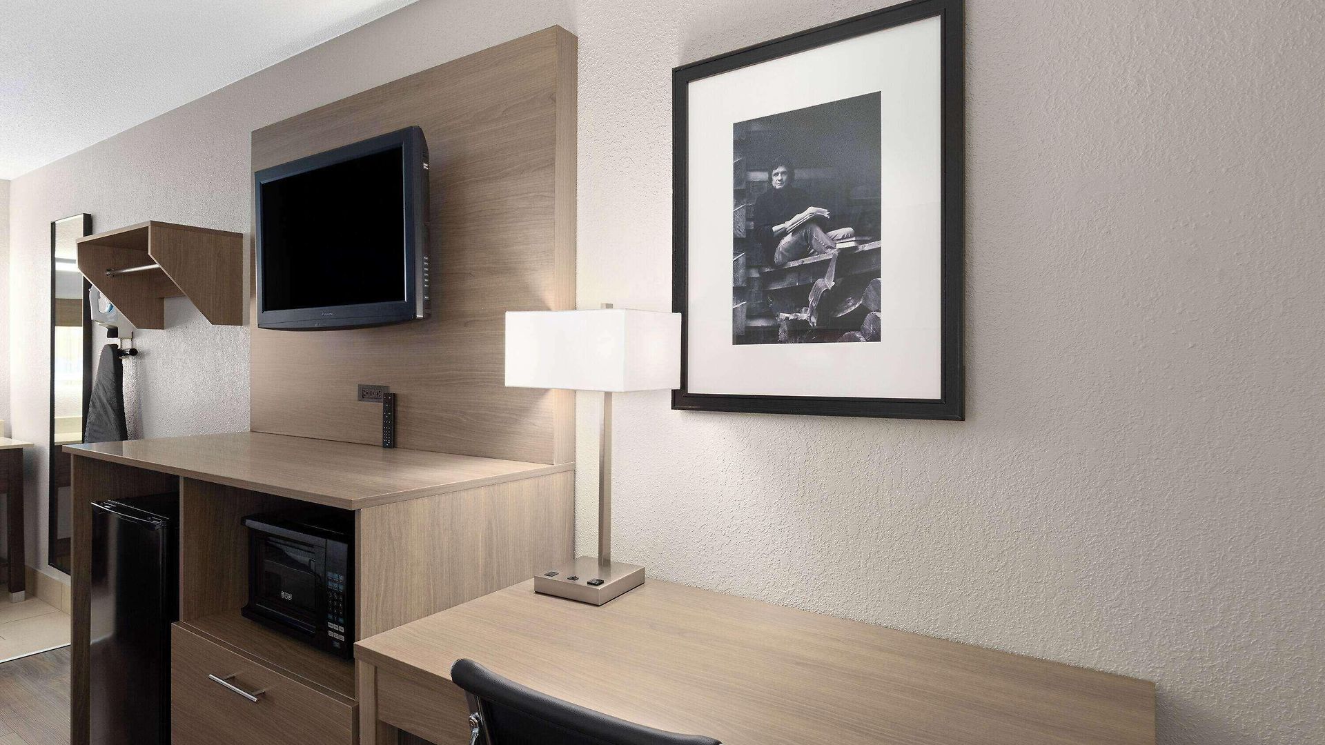 Baymont By Wyndham Airport Nashville