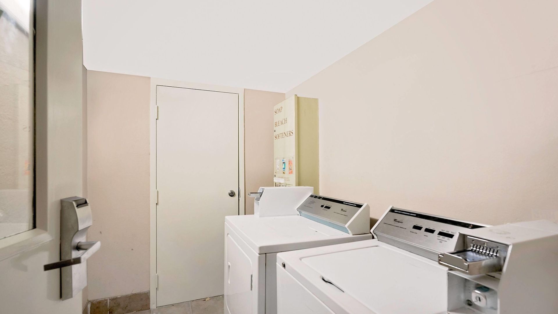 Motel Super 8 By Wyndham Hermitage Nashville