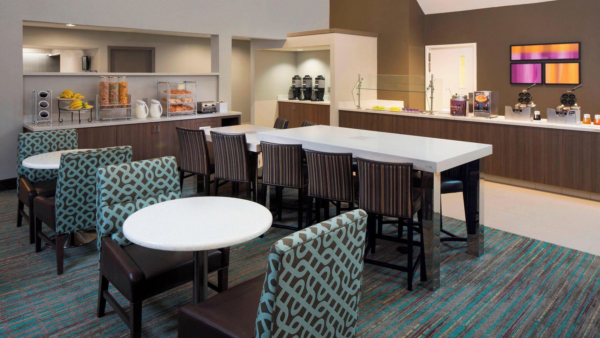 By Marriott Airport Hotel