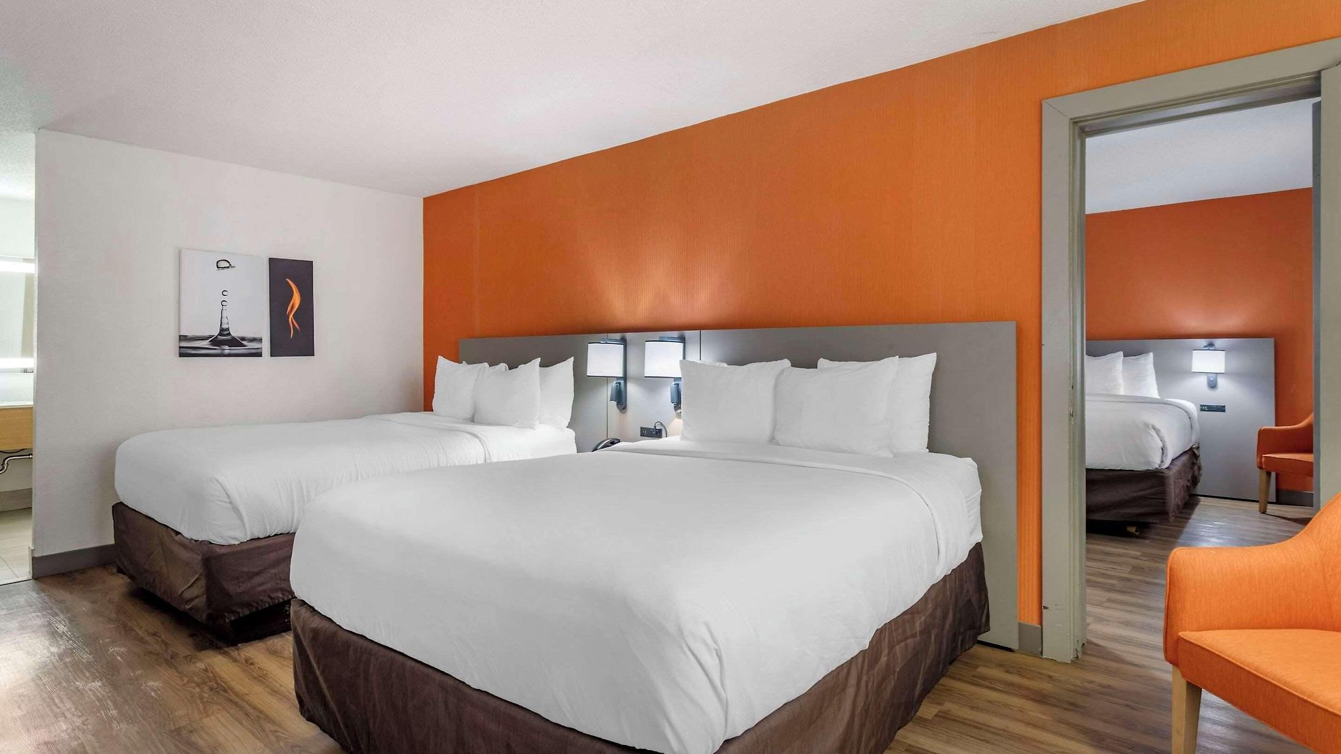 Comfort & Downtown - Stadium Hotel Nashville