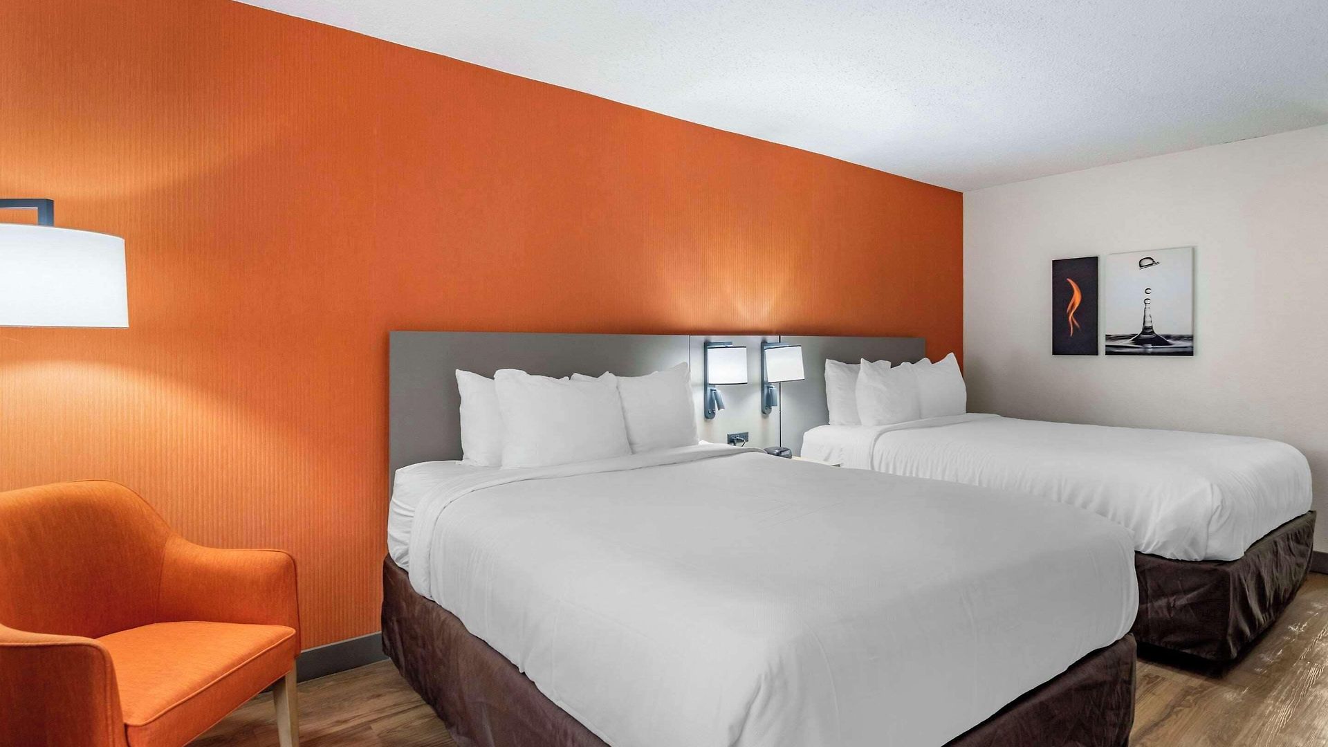 Comfort & Downtown - Stadium Hotel 4*
