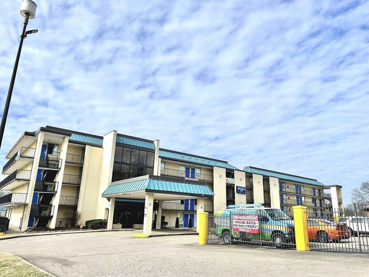 Rodeway Inn- Airport - Downtown - Mexican Restaurant On Site Inn 3*