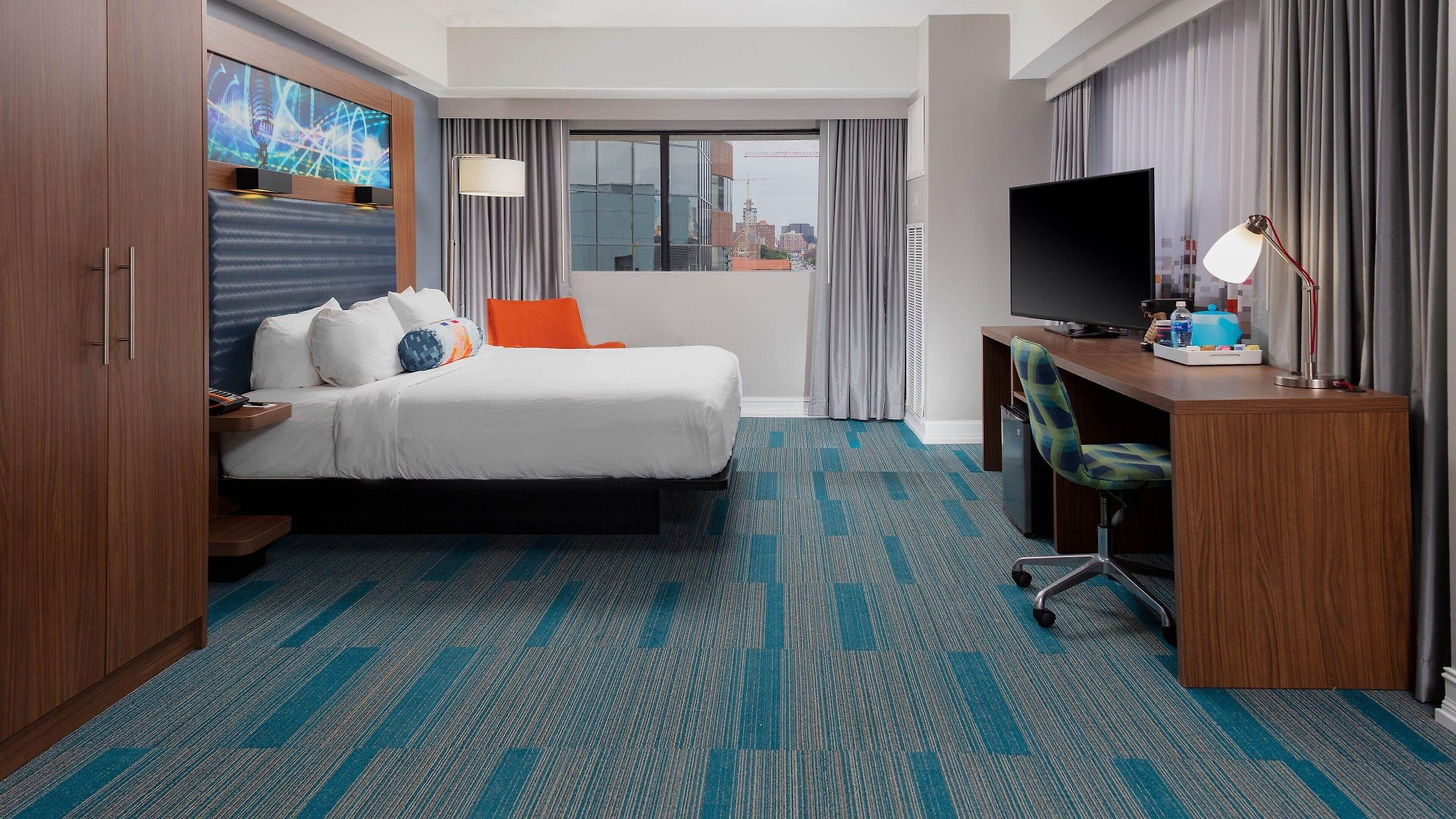 Aloft By Marriott West End Hotel 3*