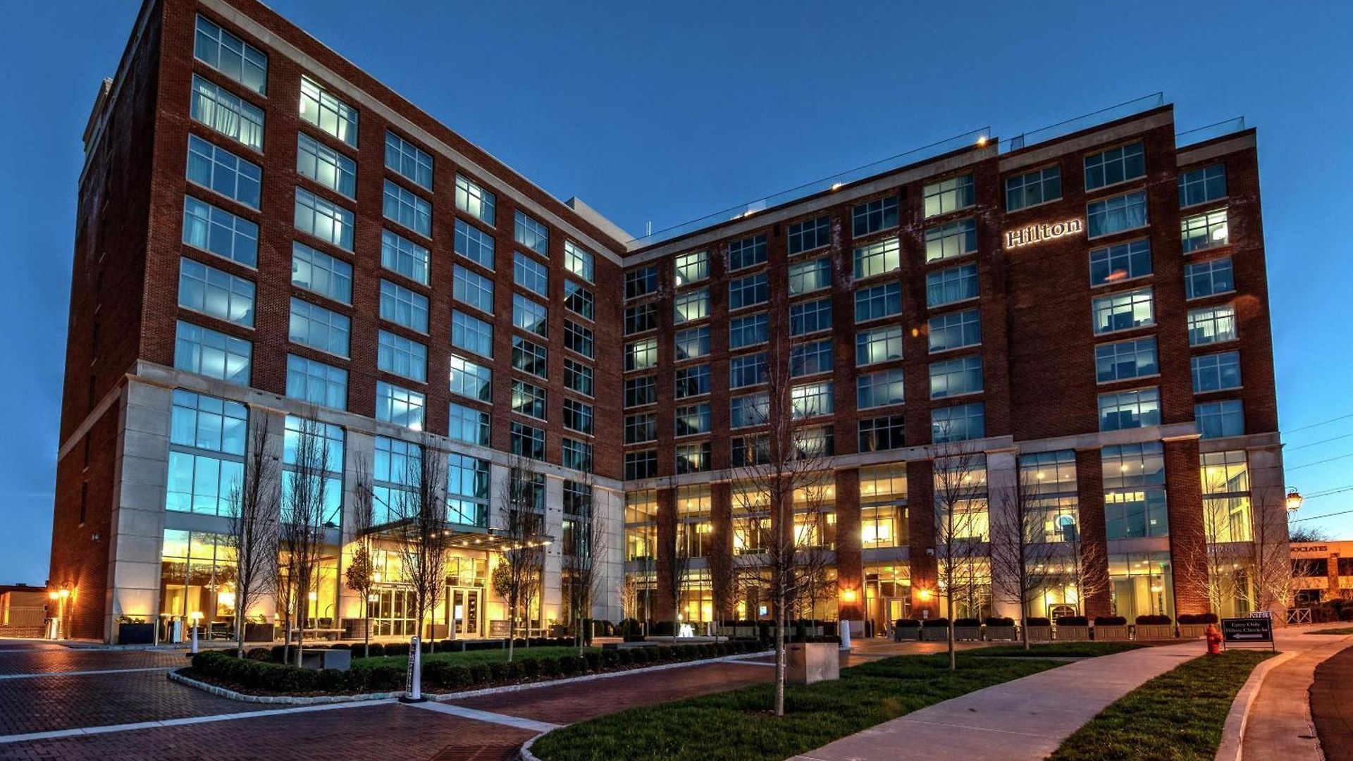 Hotel Hilton Hills 4*