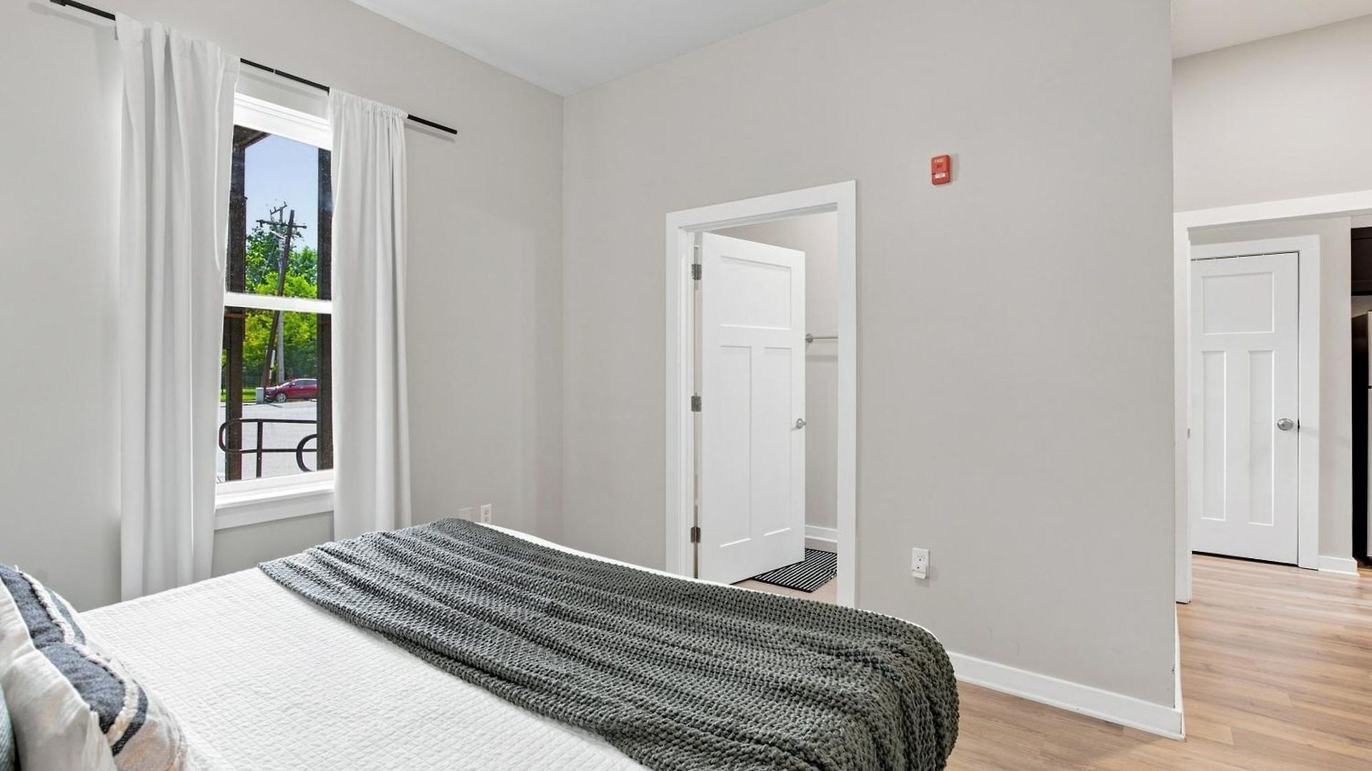 1st Floor & No Steps By Vanderbilt, Belmont & Food Holiday home Nashville