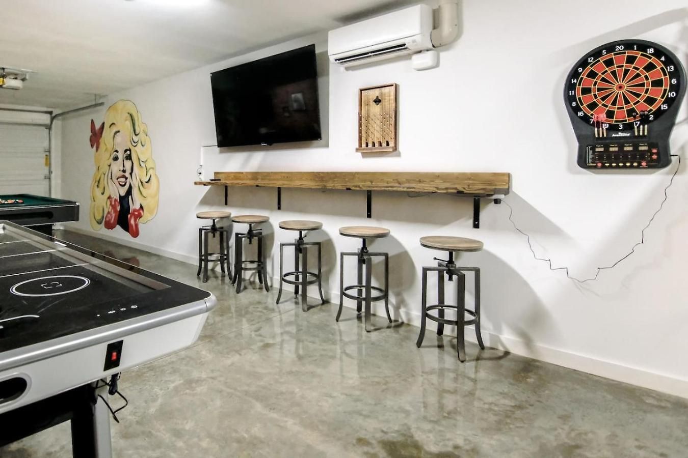Holiday home Honky Tonk Game With Rooftop Deck Nashville