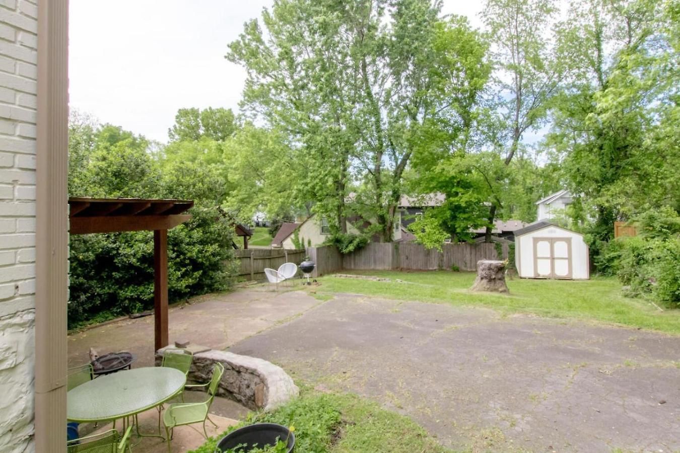 Unique And Stylish East 3 Bedroom 2.5 Bath Holiday home *