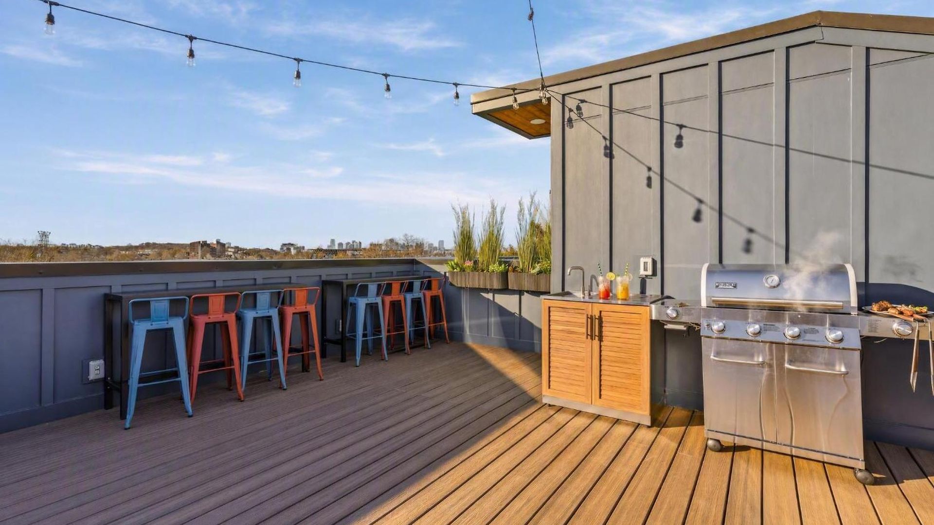Holiday home Hot Tub Poker Pool Table & Rooftop Mls View