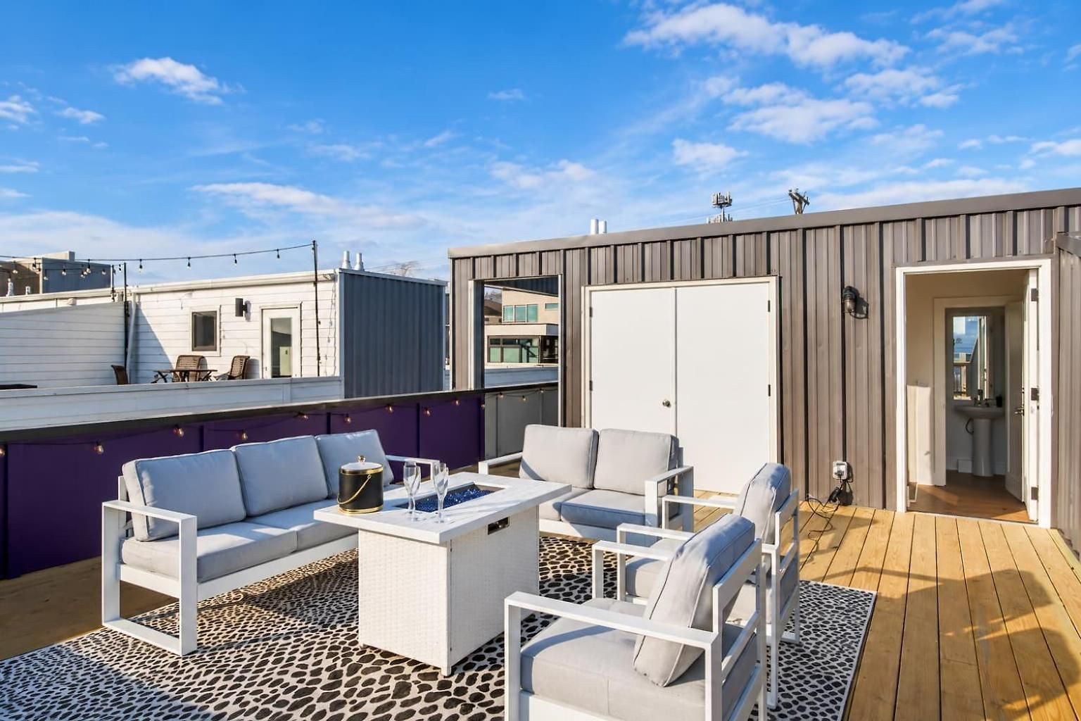 Holiday home Rooftop Skyline Views - Private Hot Tub - Fire Pit Nashville
