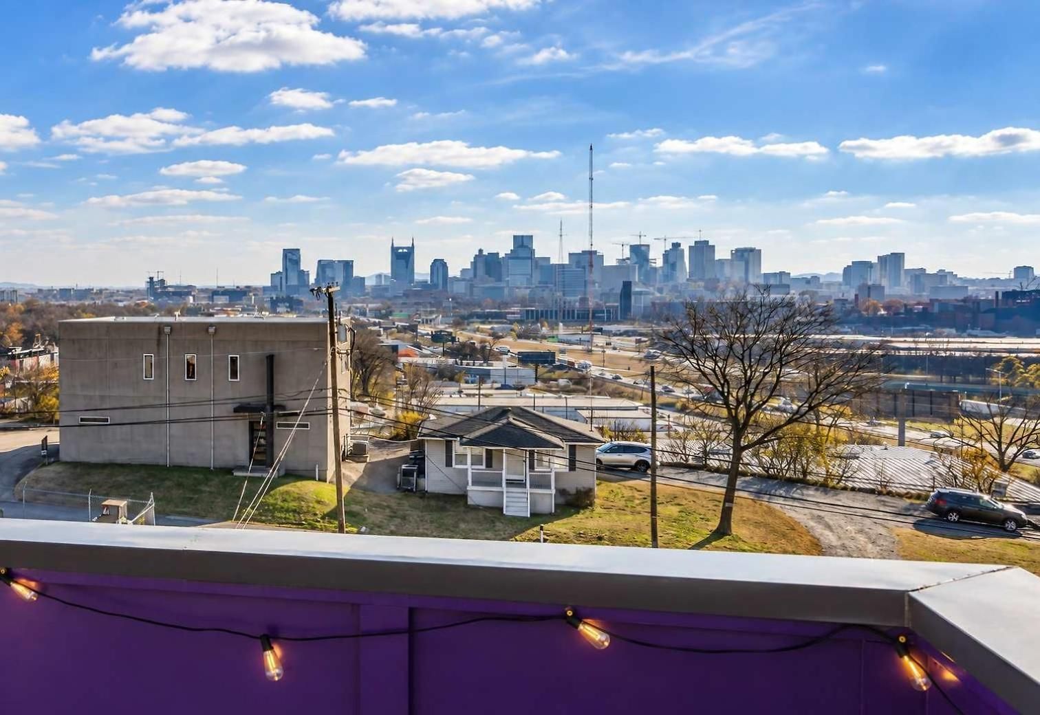 Holiday home Rooftop Skyline Views - Private Hot Tub - Fire Pit