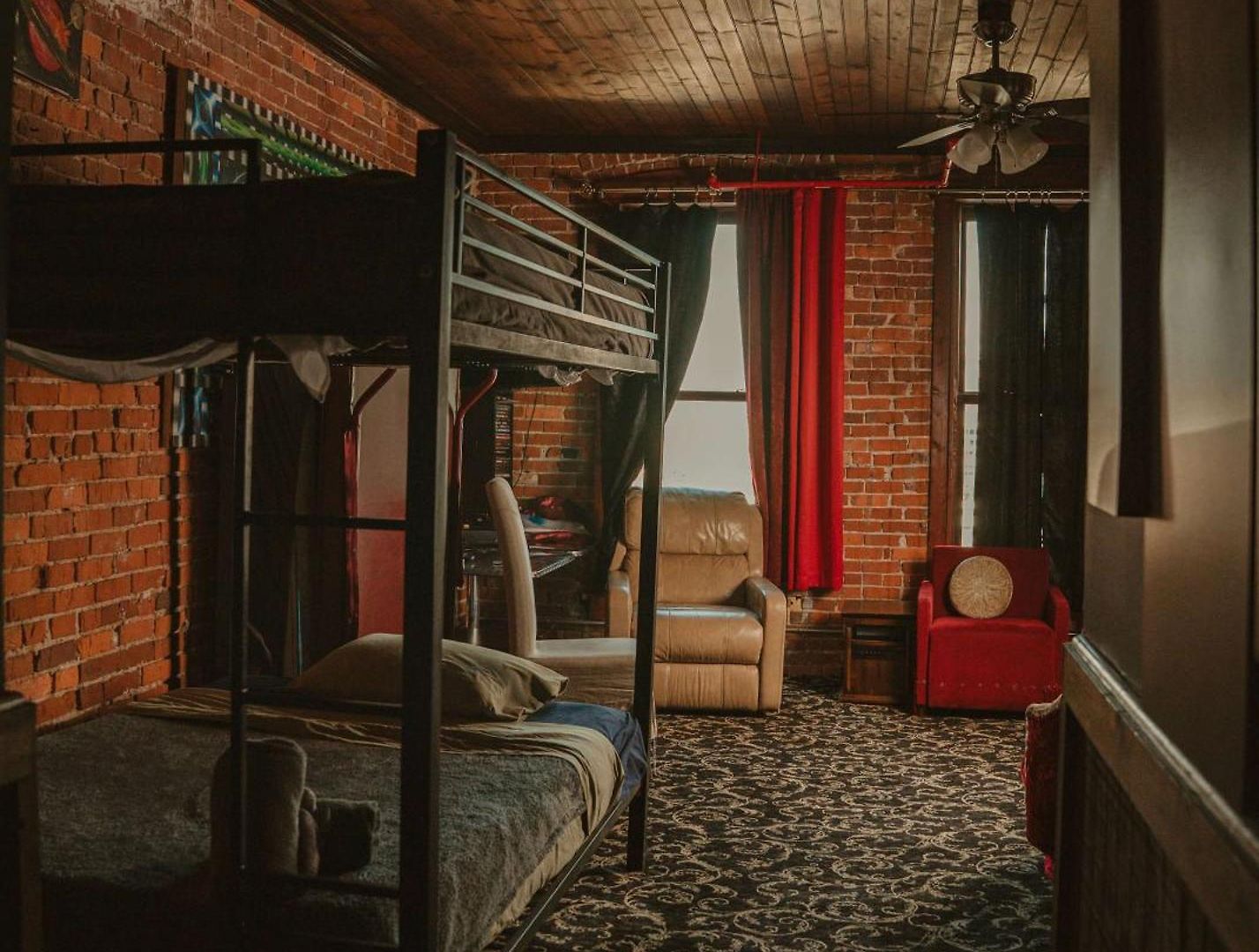 Printers Alley Downtown Mansion Holiday home *