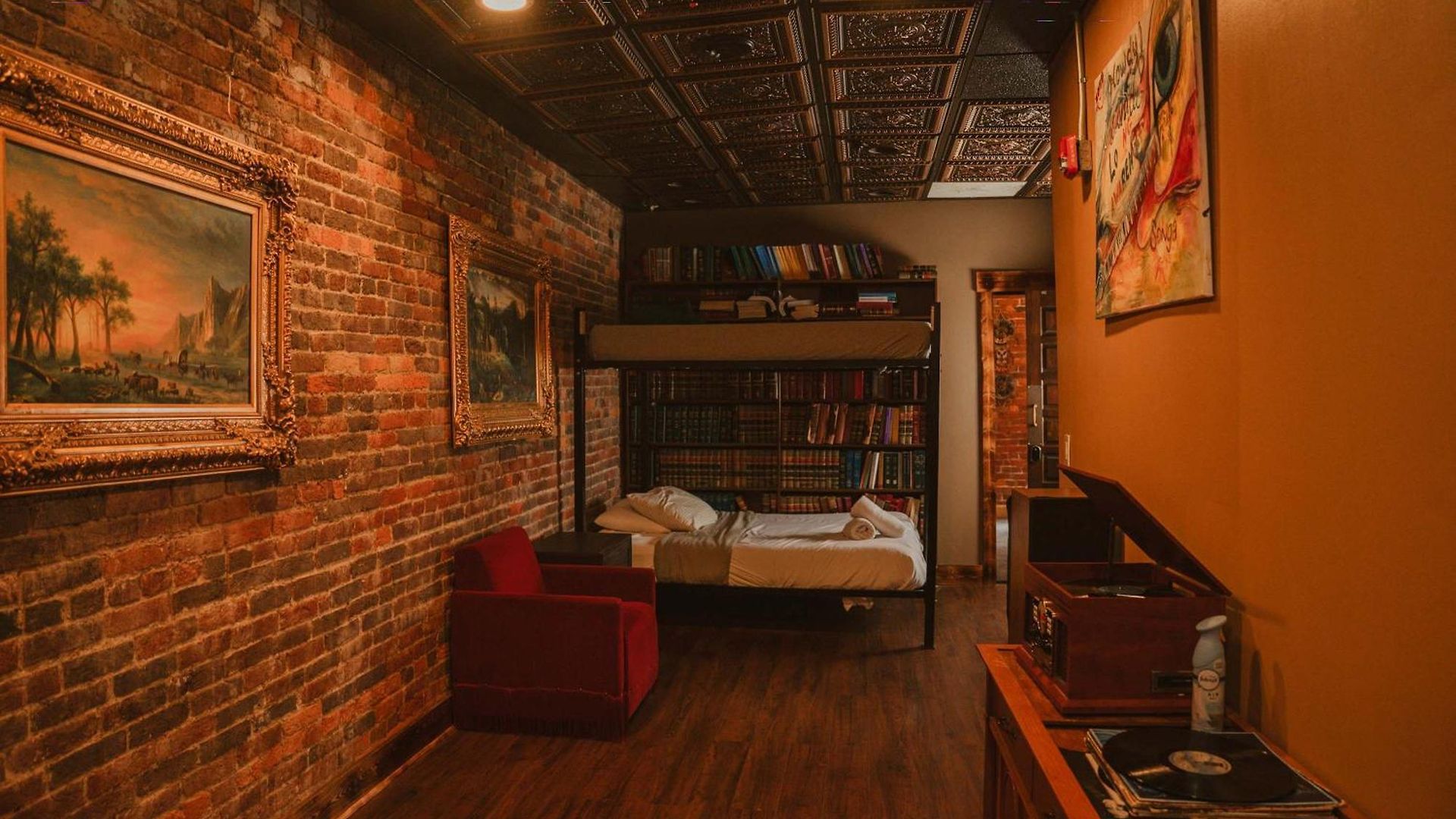 Printers Alley Downtown Mansion Holiday home