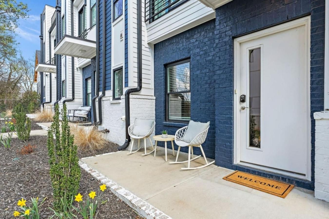 Lucky 7 - Hip East Nash Townhouse & Rooftop Deck Nashville