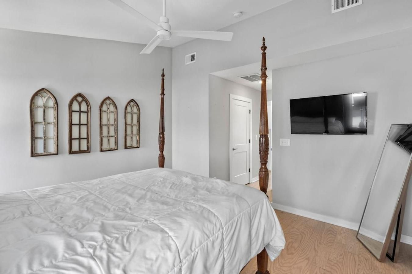 Lucky 7 - Hip East Nash Townhouse & Rooftop Deck * Nashville