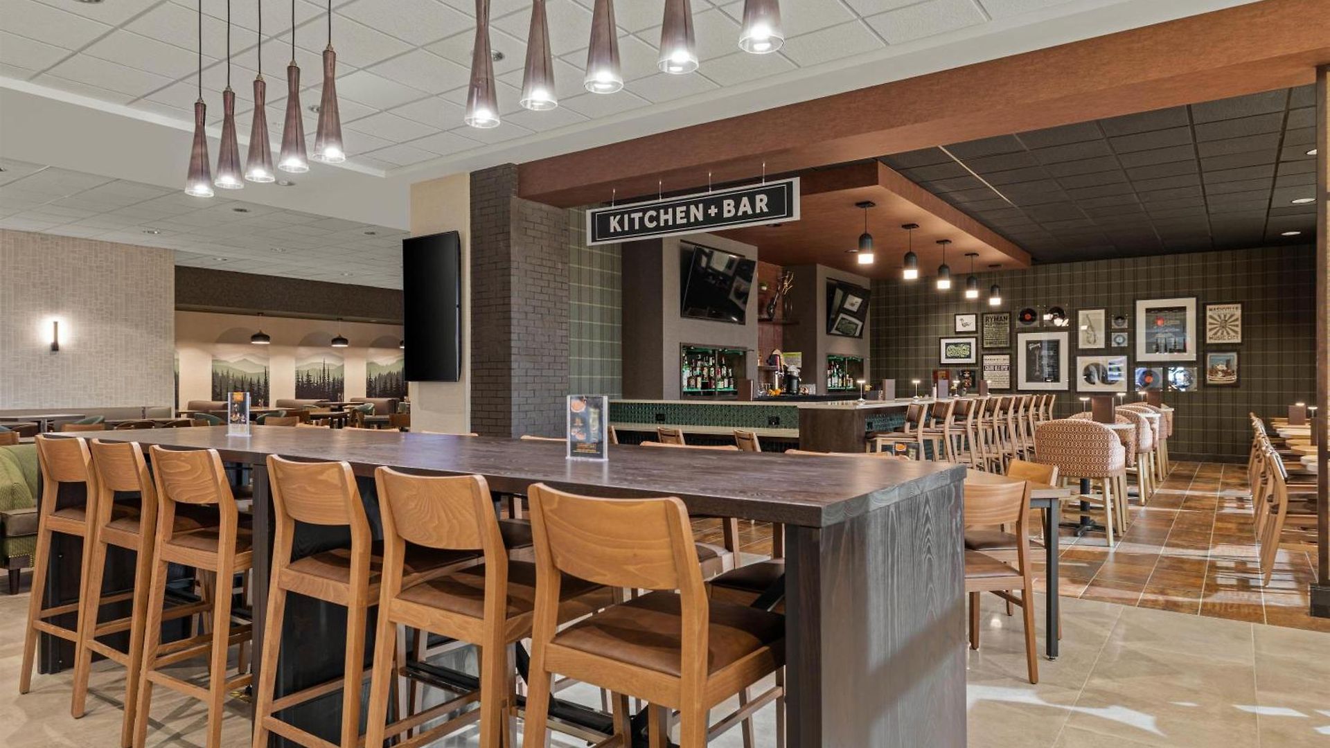 Drury Plaza Southeast Century Farms 3*