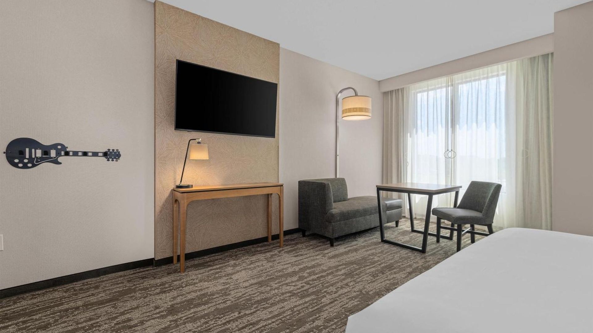 Hotel Drury Plaza Southeast Century Farms 3*