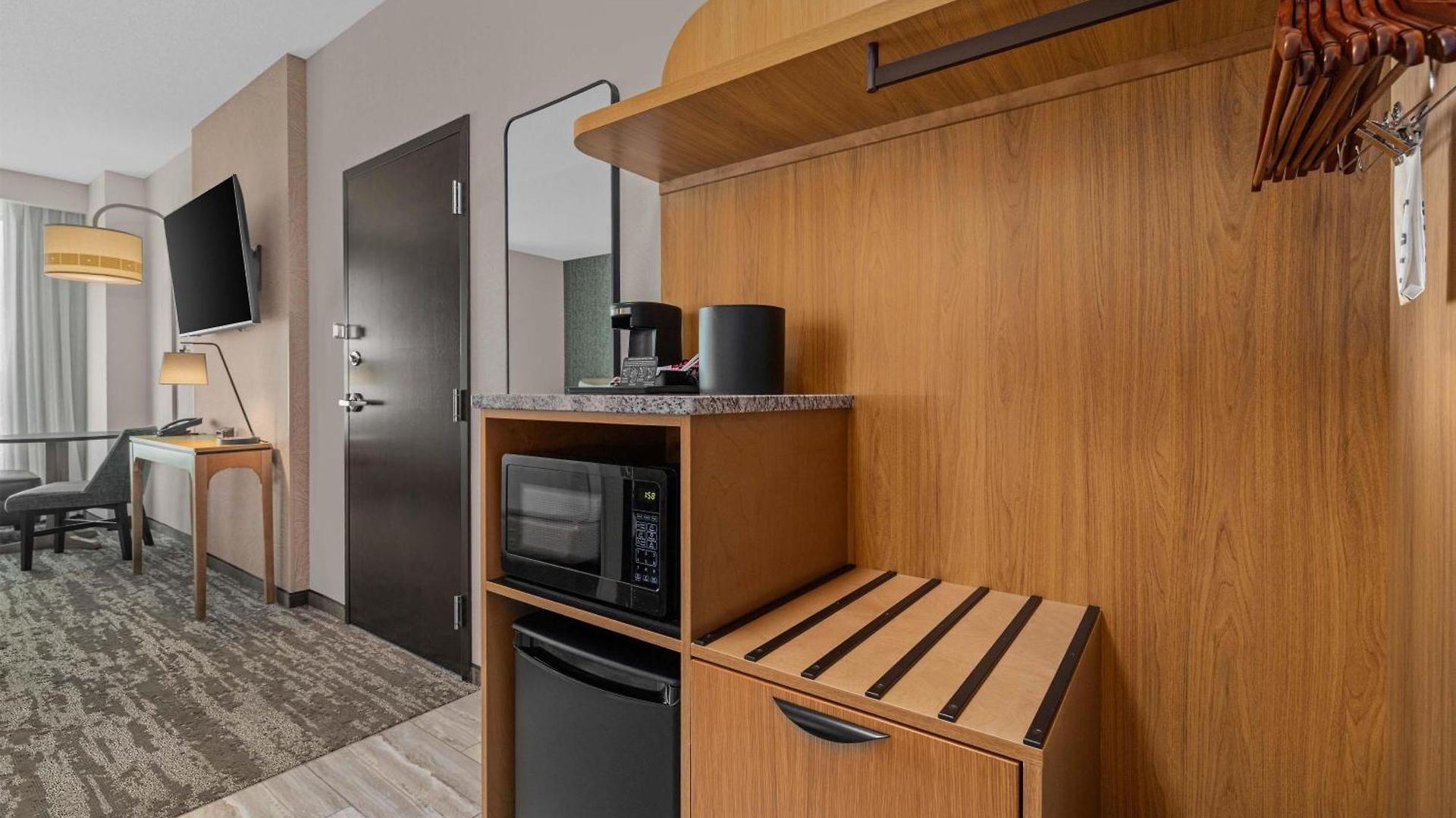 Hotel Drury Plaza Southeast Century Farms 3*