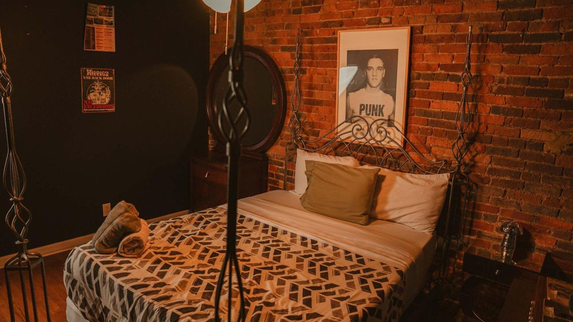 Printers Alley Downtown Mansion * Nashville