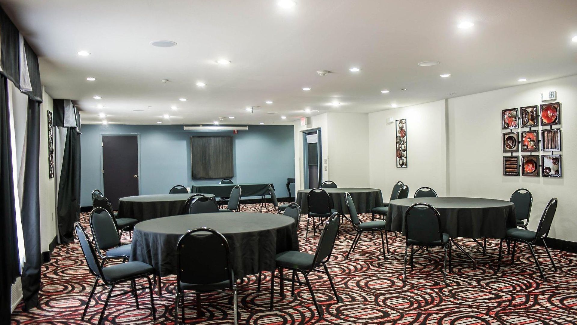 Hotel Comfort Airport - Bna