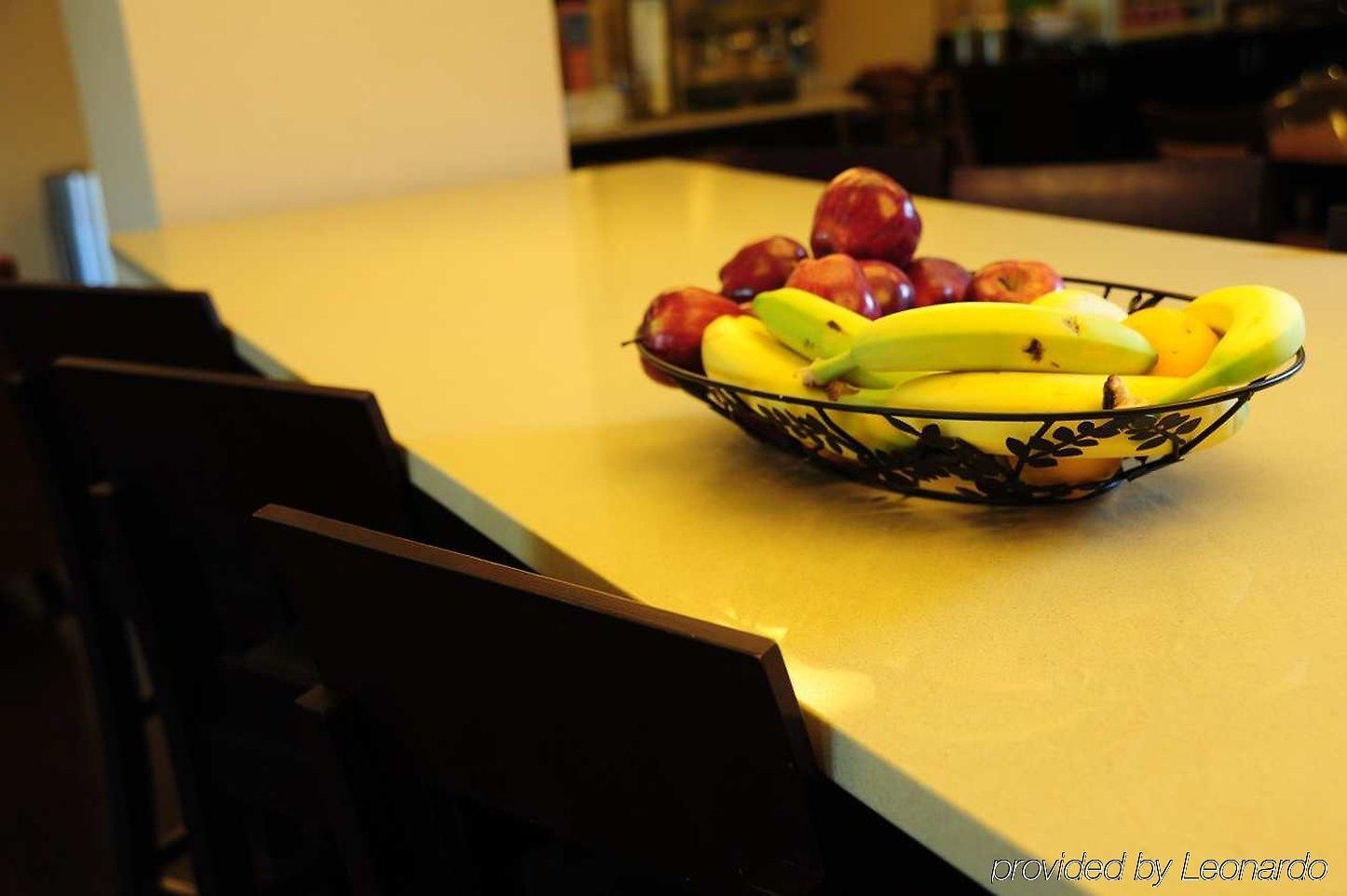 Hampton & Nashville-airport Hotel 3*