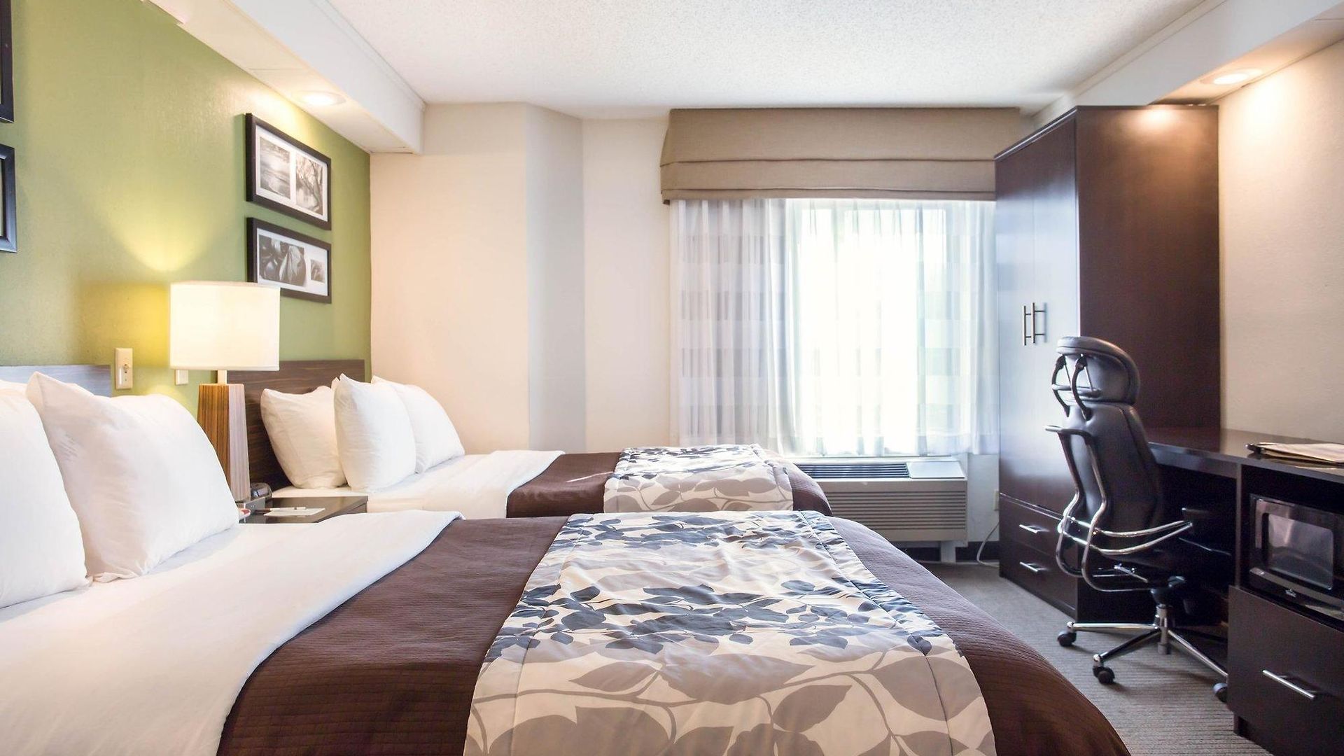 Inn Sleep North - Downtown Area 4*