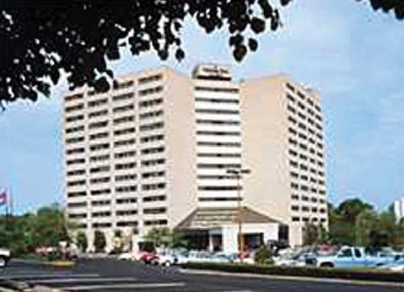 Airport Marriott Hotel