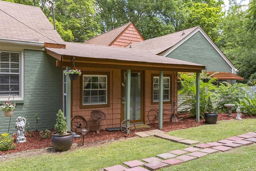 Guest house Southern Charm 2 Bedroom In East *
