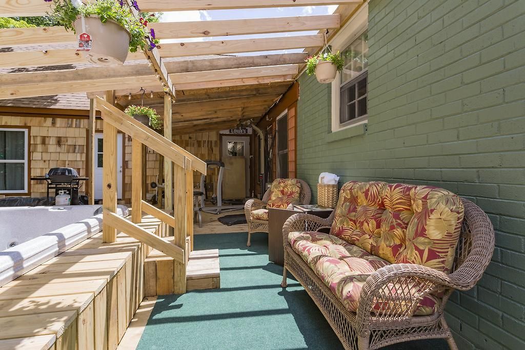 Southern Charm 2 Bedroom In East Guest house *