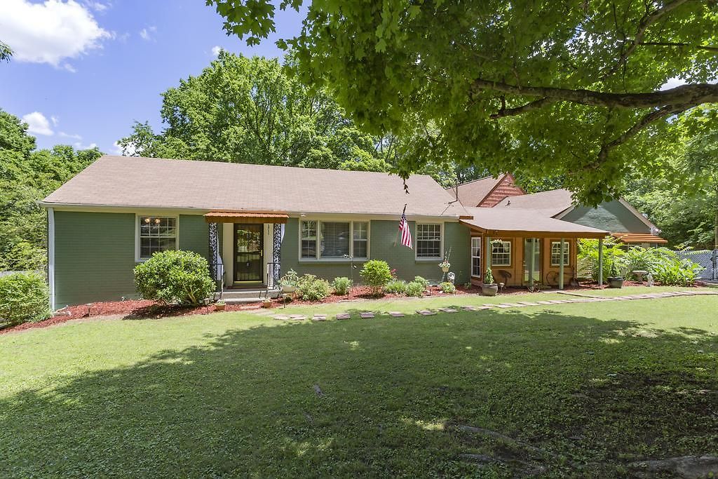 Southern Charm 2 Bedroom In East Nashville
