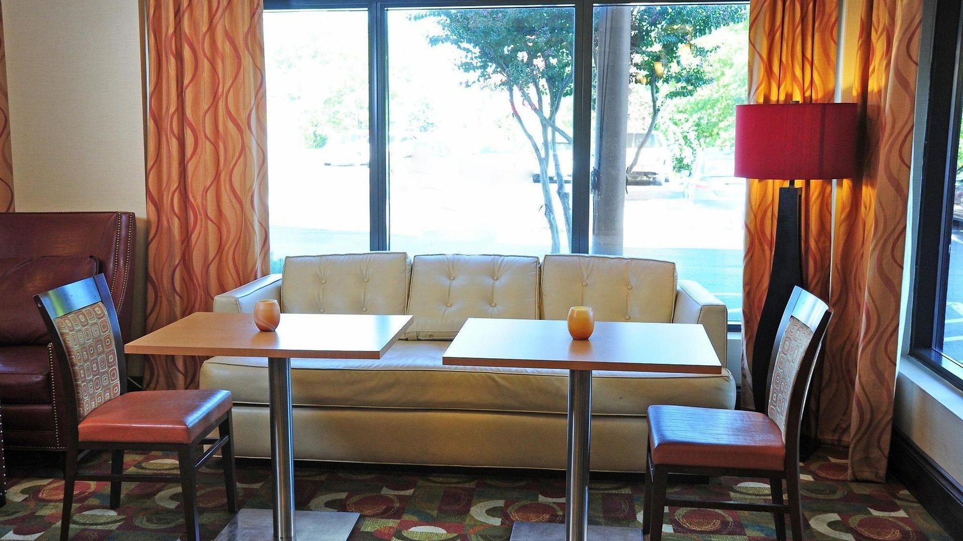 Hotel Hampton & Nashville-airport