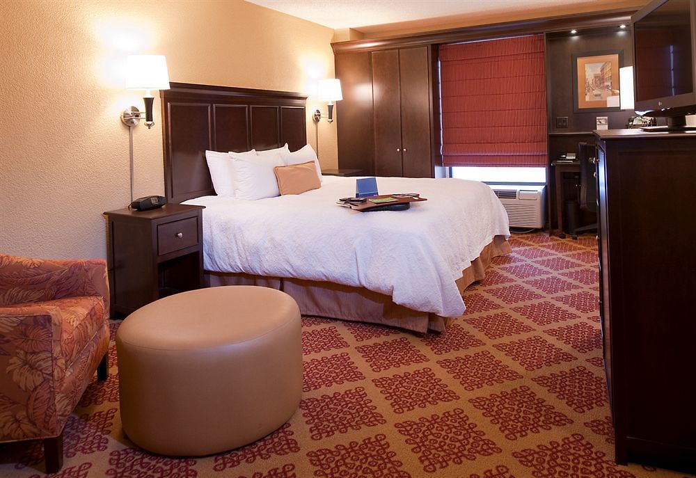 Hampton / Vanderbilt Hotel