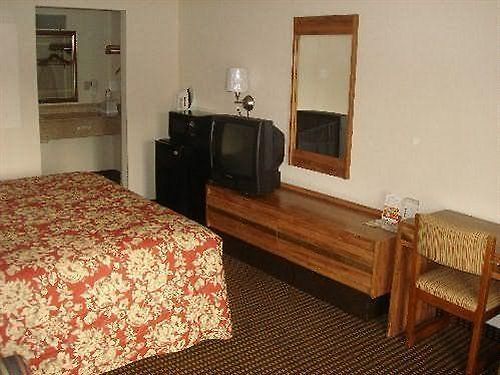 Vista And Airport East Motel Nashville