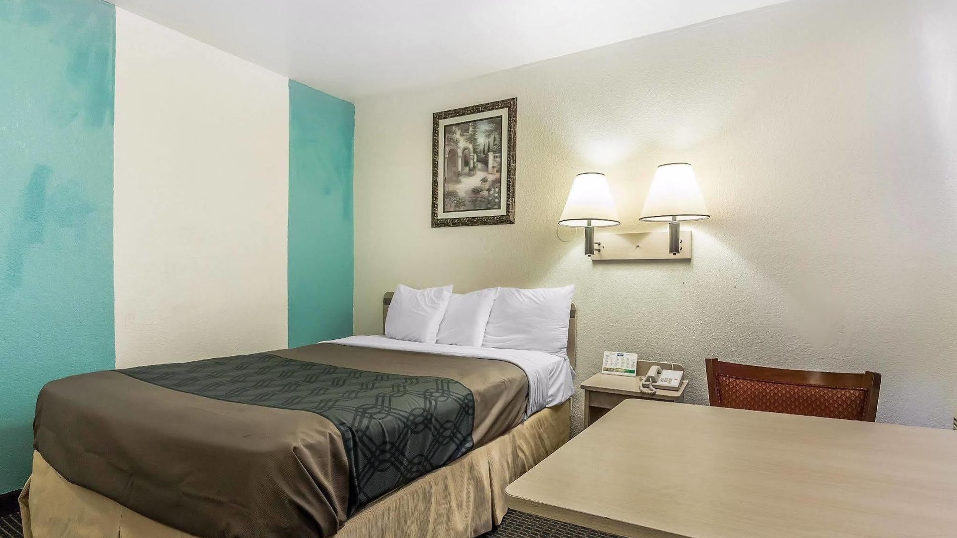 Rodeway 2* Nashville