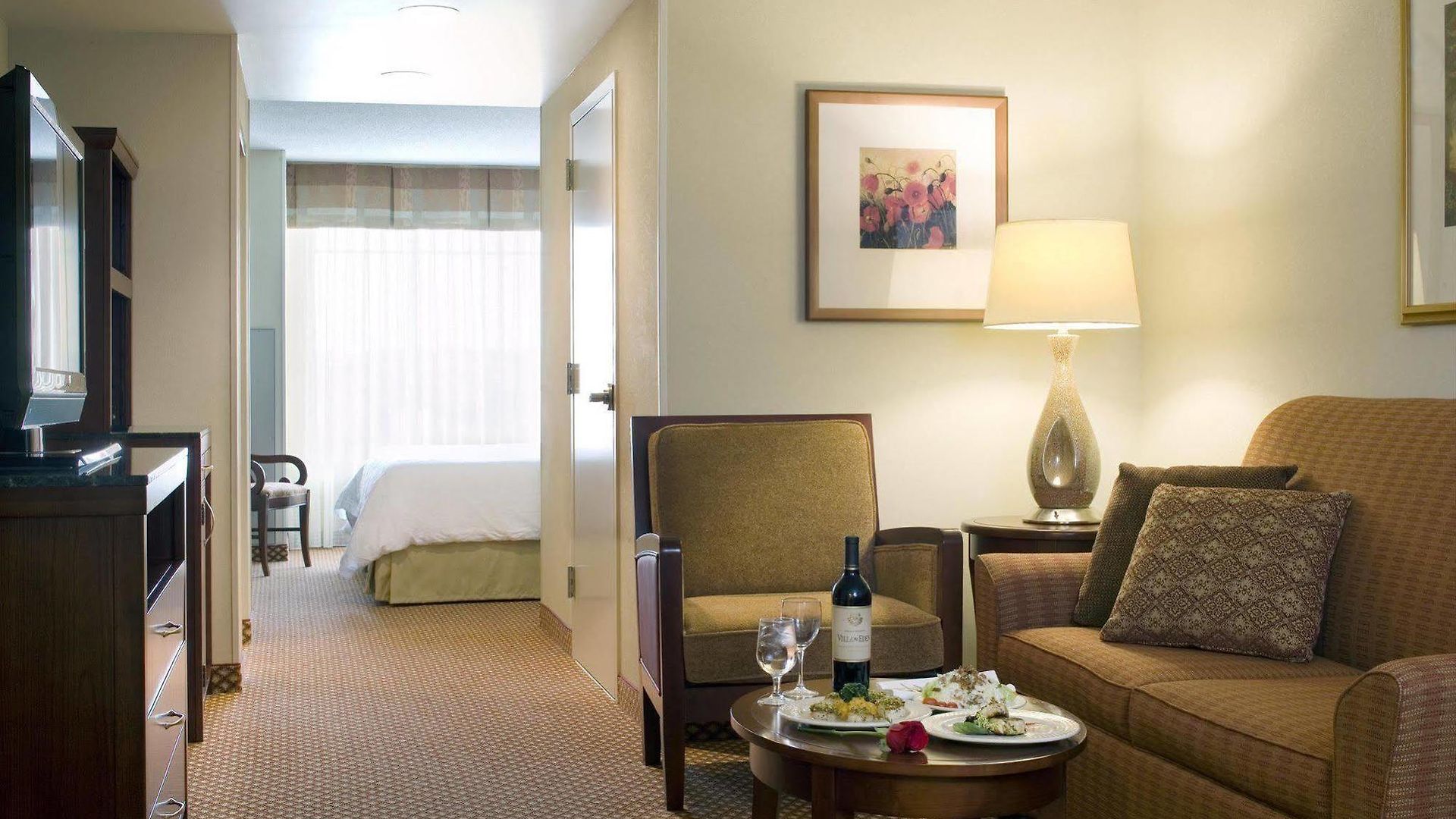 Hilton Garden Vanderbilt Hotel