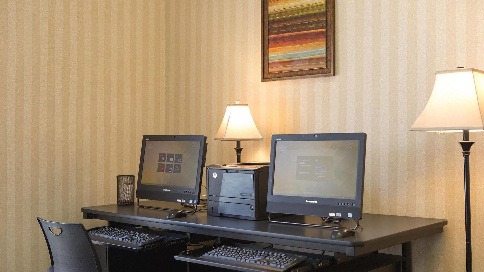 Hotel By Marriott Airport 3*