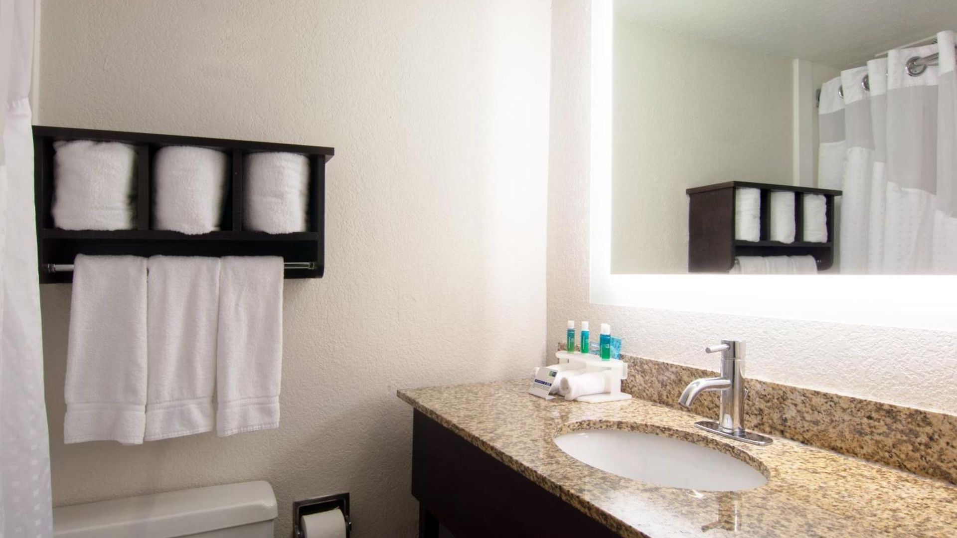 Hotel Express & Nashville-i-40 & I-24