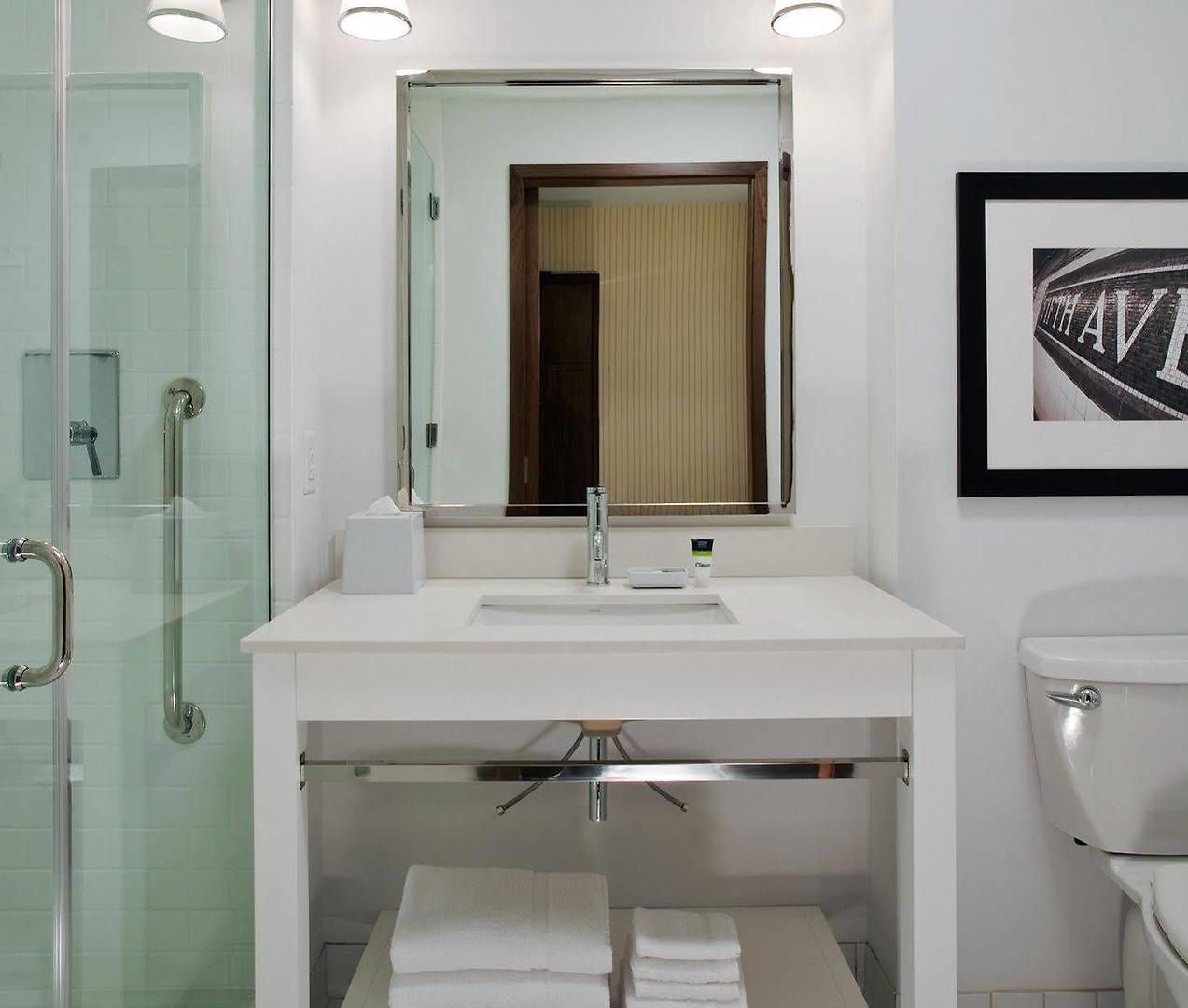 Four Points By Sheraton Airport Hotel