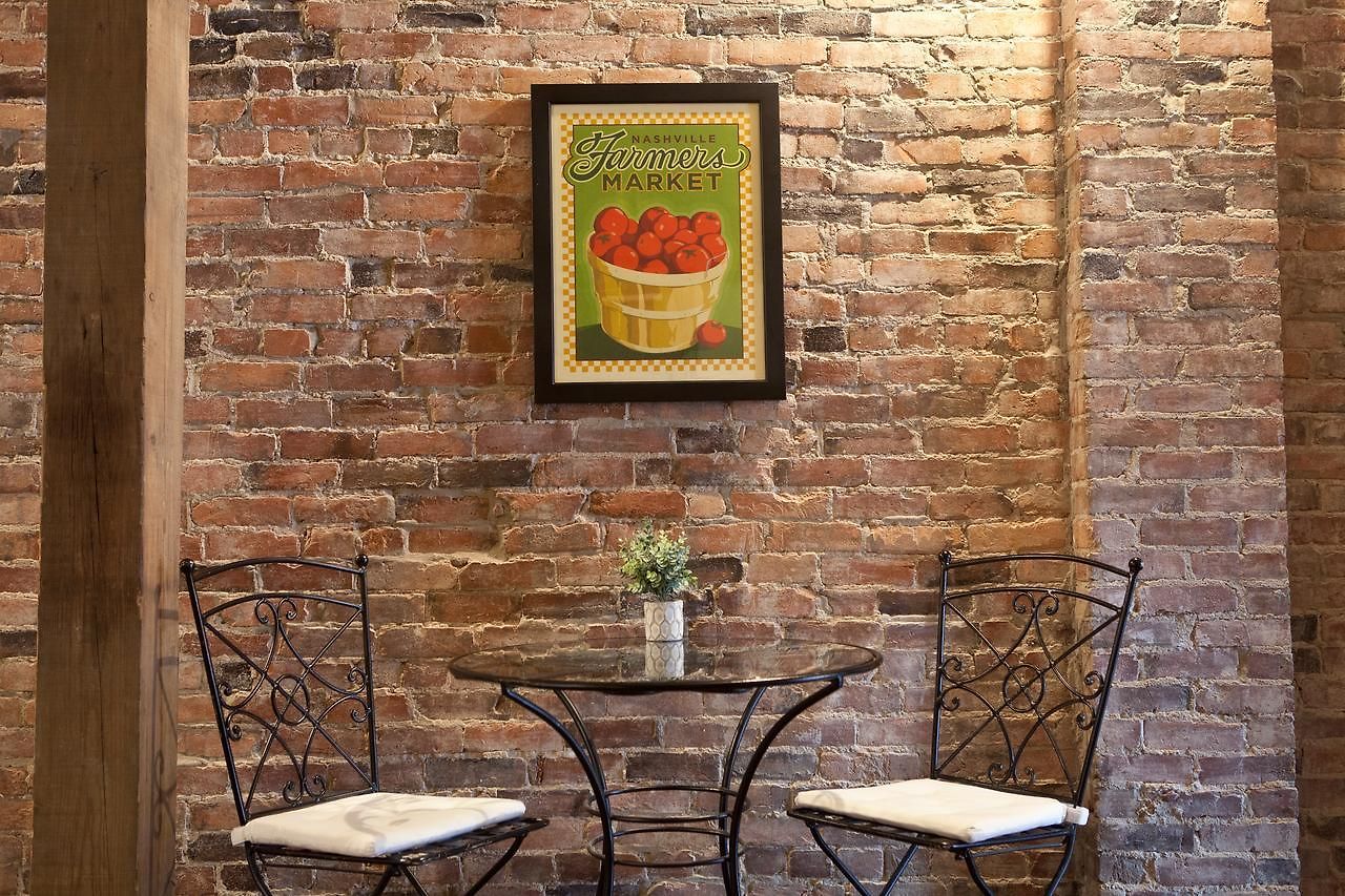 Downtown - Adults Only * Nashville