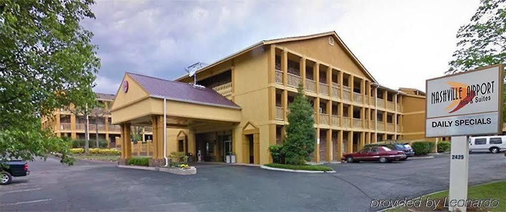 Hotel Red Lion & Airport 2*