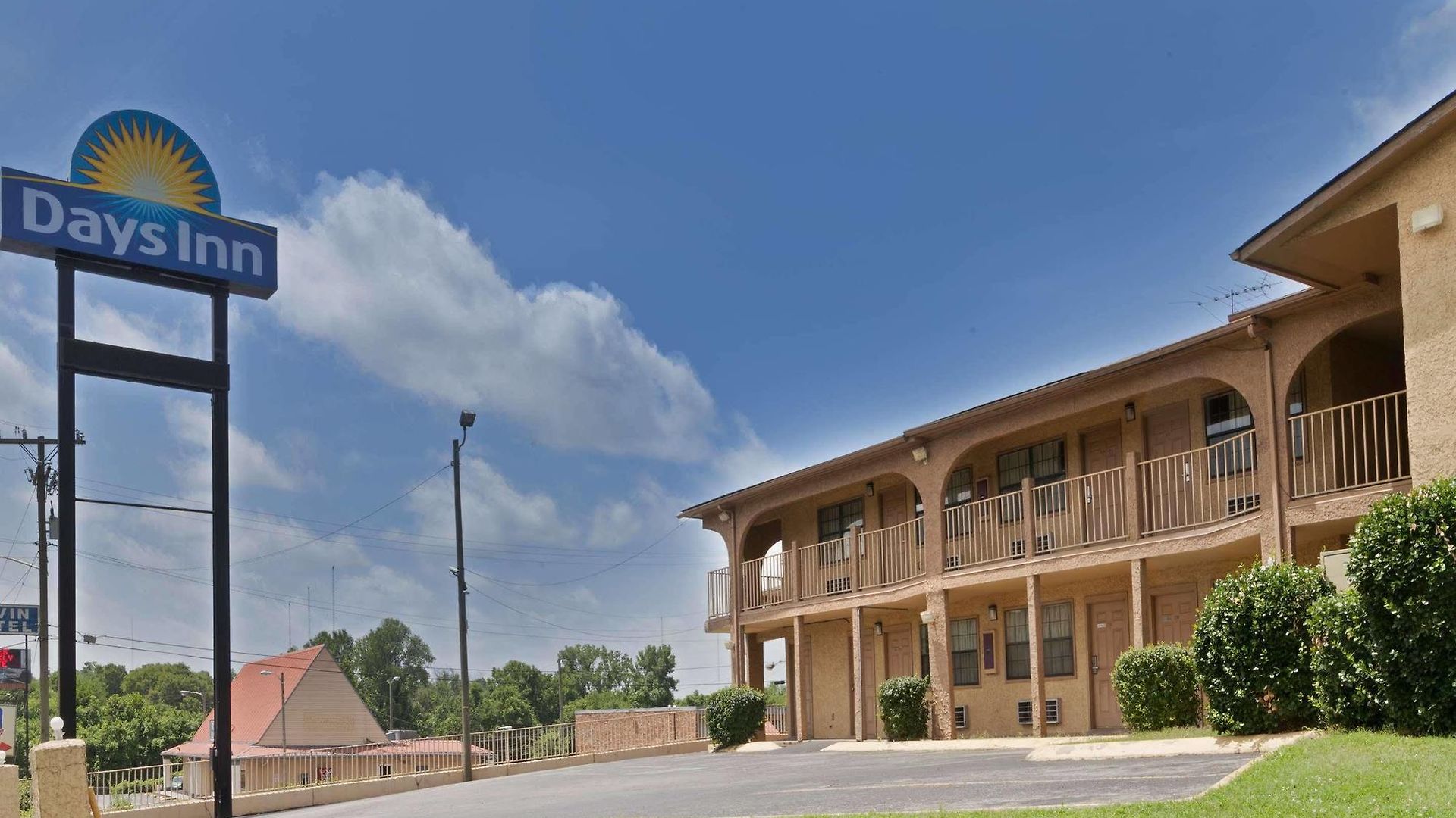 Days By Wyndham Downtown-nashville West Trinity Lane Nashville