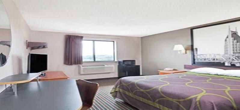 Super 8 By Wyndham Nashville/ Dntn/ Opryland Area Nashville