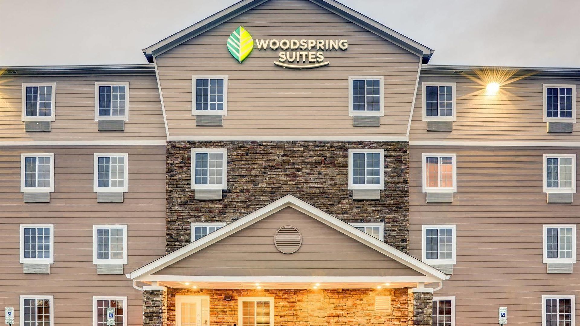 Woodspring Airport 4* Nashville